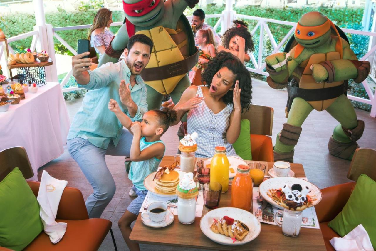 Nickelodeon Hotels & Resorts Punta Cana Exterior photo Teenage Mutant Ninja Turtles at the Nickelodeon Suites Resort