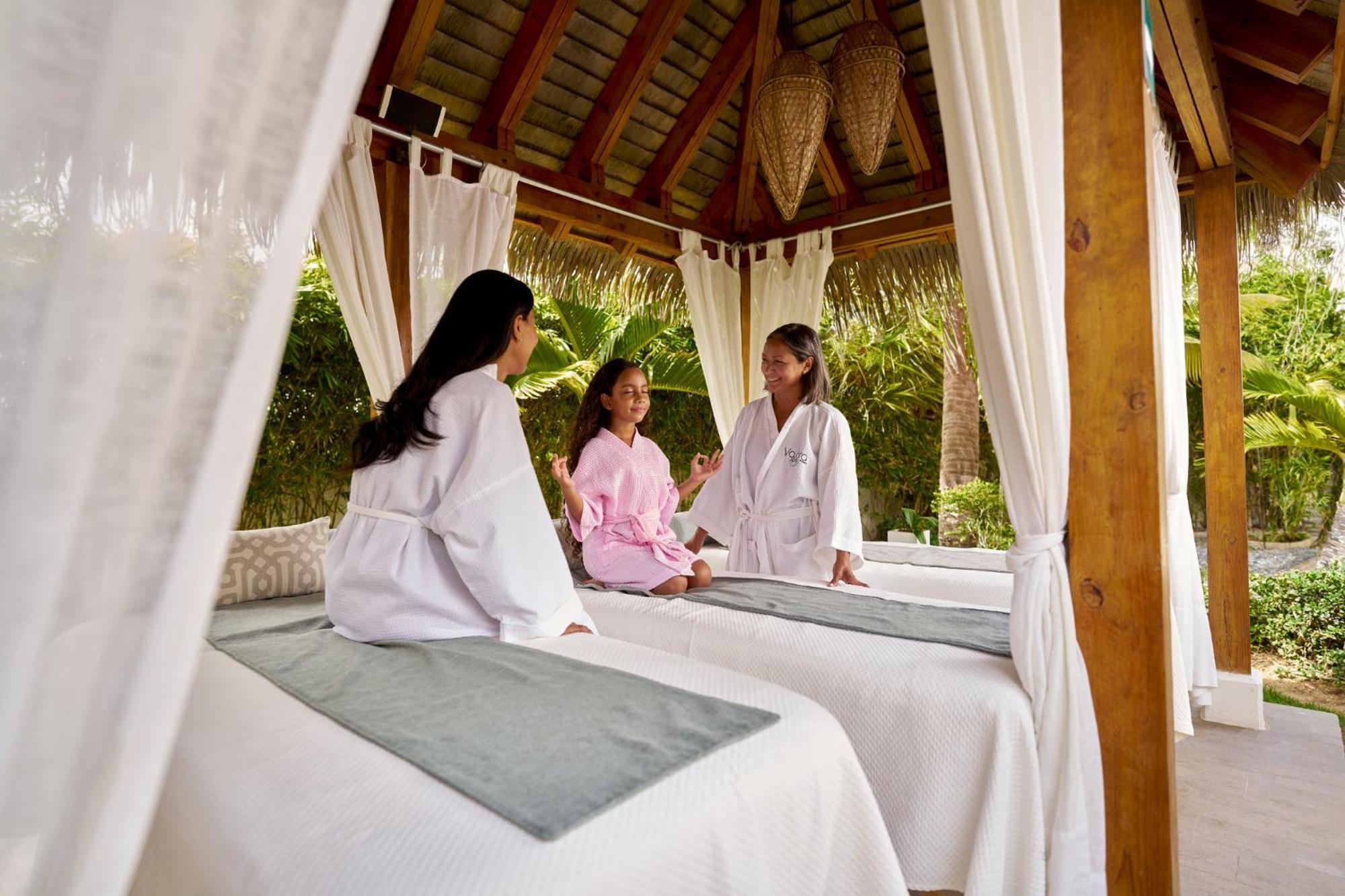 Nickelodeon Hotels & Resorts Punta Cana Exterior photo Spa at the Taj Bengal